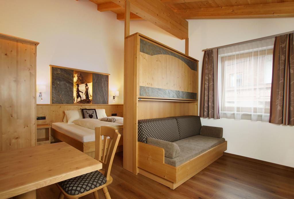 Haus Hintertux Hotel Værelse billede